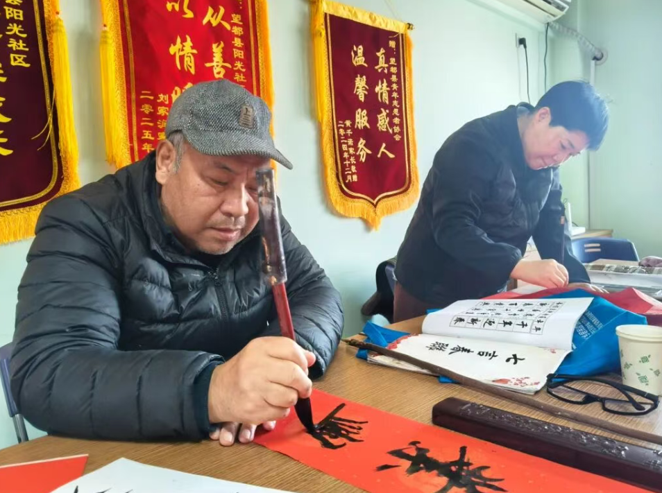 河北望都：社区新春活动绘就幸福图景